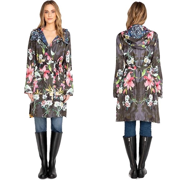 Johnny Was Jackets & Blazers - Johnny Was Camio Floral Camo Raincoat NEW Small